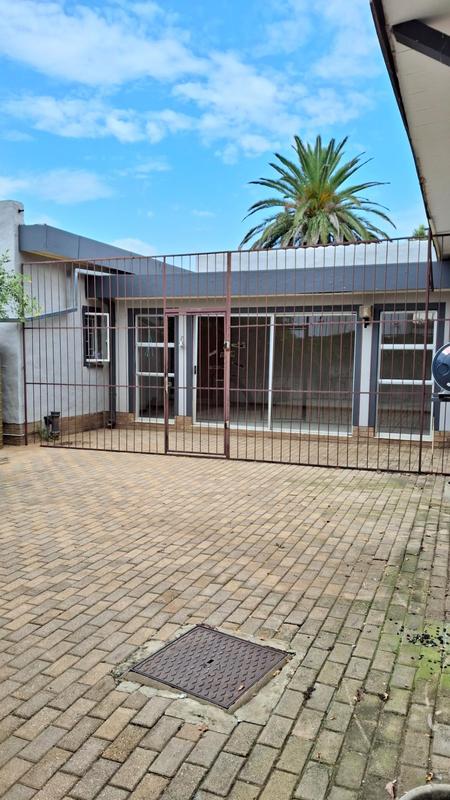 5 Bedroom Property for Sale in Meyerhof Free State
